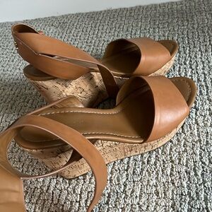 Gorgeous Tommy wedges